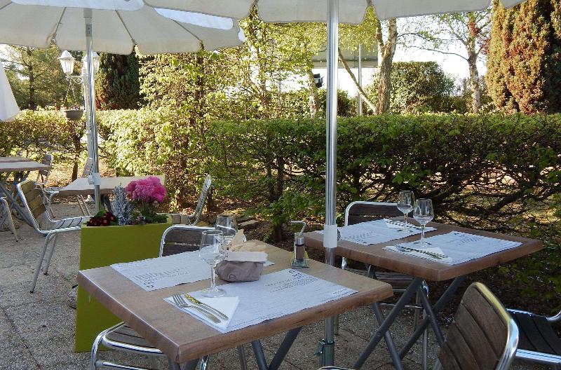 Отель Campanile Reims Est  Taissy