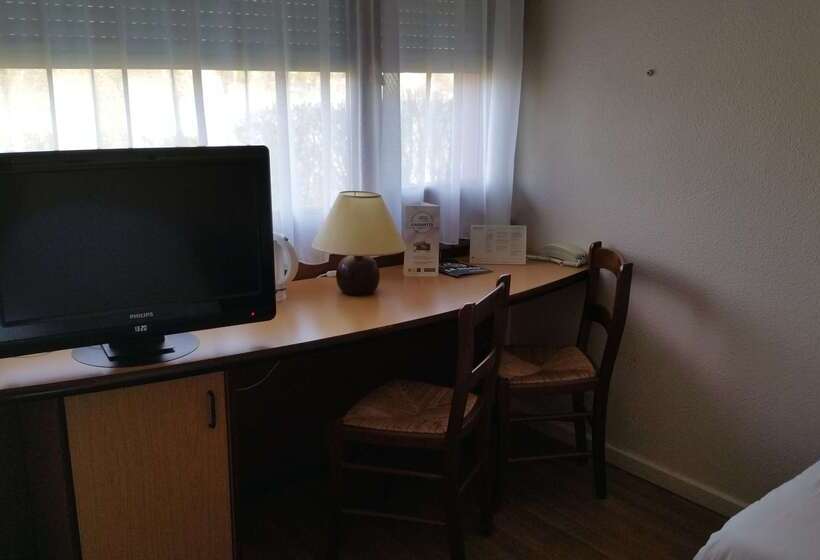 فندق Campanile Rodez