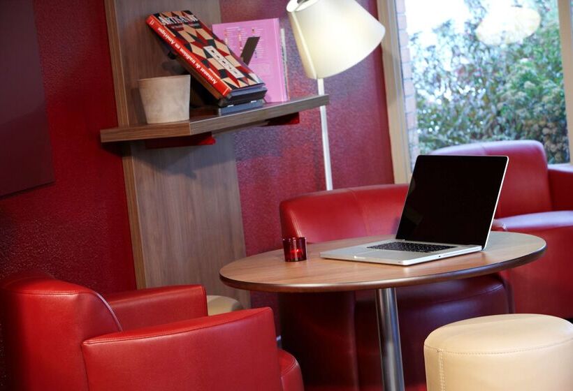 בית מלון כפרי Campanile Rouen Est  Franqueville Saint Pierre