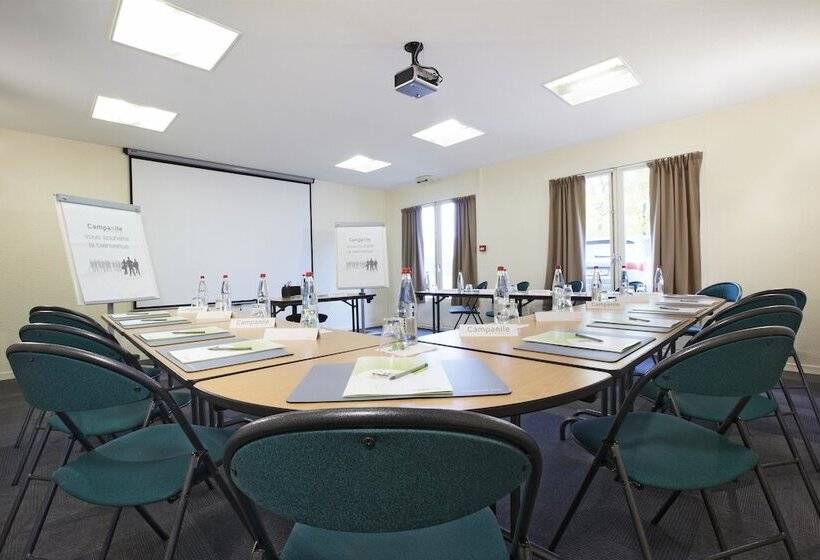 בית מלון כפרי Campanile Rouen Est  Franqueville Saint Pierre