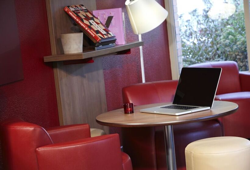 בית מלון כפרי Campanile Rouen Est  Franqueville Saint Pierre