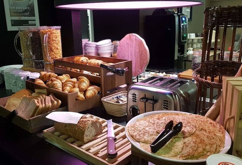 ホテル Campanile Saint Etienne Est  Saint Chamond