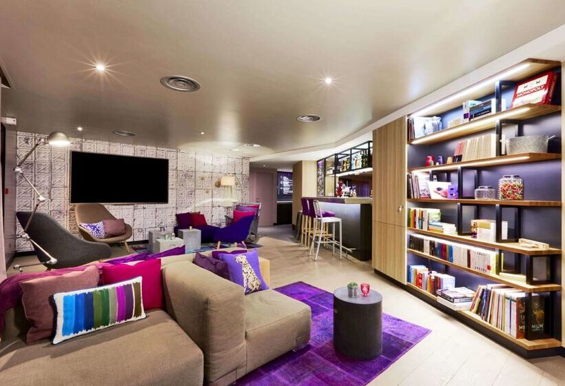 호텔 Campanile Saint Germain En Laye