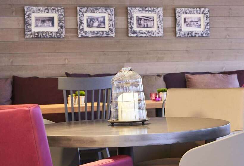 호텔 Campanile Saint Germain En Laye