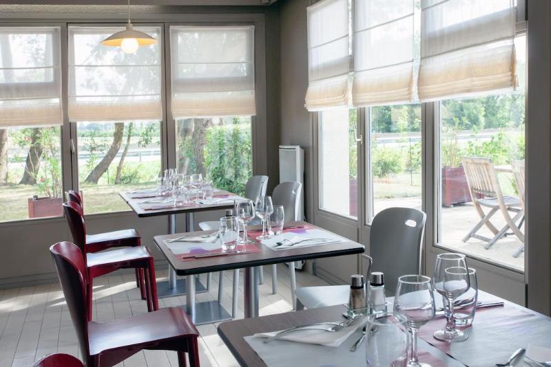 호텔 Campanile Saint Malo ~ Saint Jouan Des Guerets