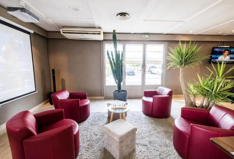 Отель Campanile Toulon  La Seyne Sur Mer  Sanary