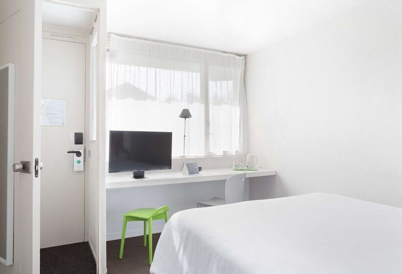 Отель Campanile Toulon  La Seyne Sur Mer  Sanary