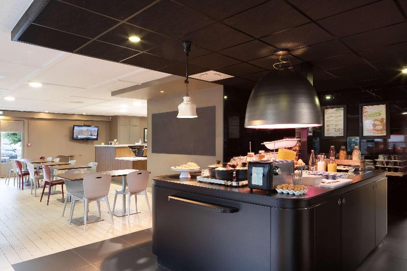 Отель Campanile Toulon  La Seyne Sur Mer  Sanary