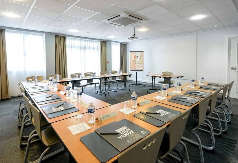 בית מלון כפרי Campanile Toulouse Purpan