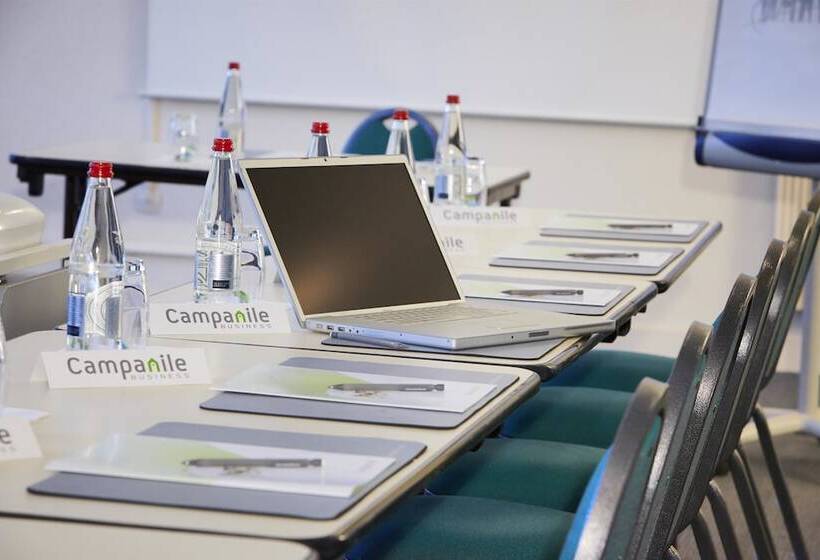 酒店 Campanile Vannes