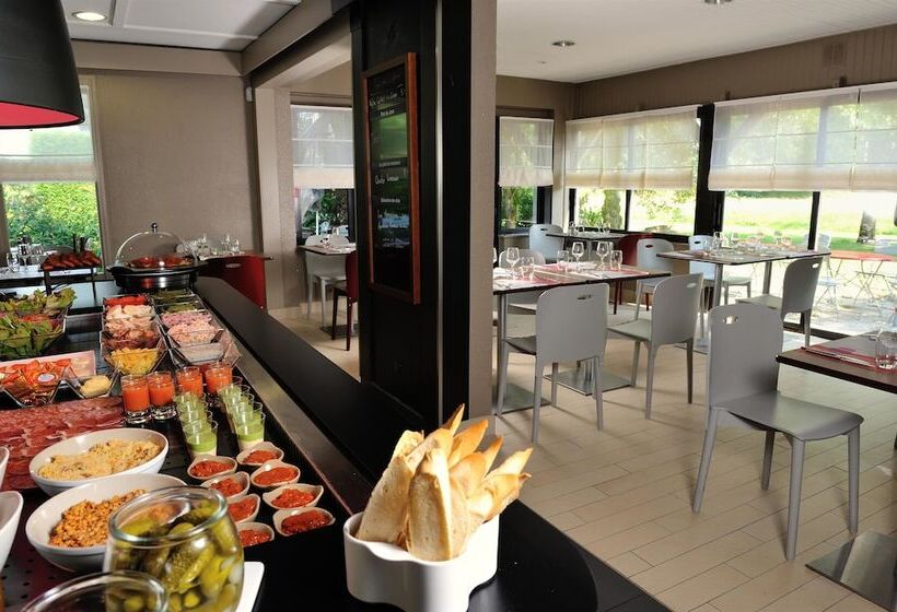 酒店 Campanile Vannes