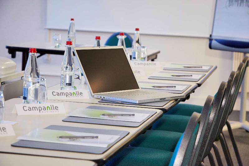 酒店 Campanile Vannes