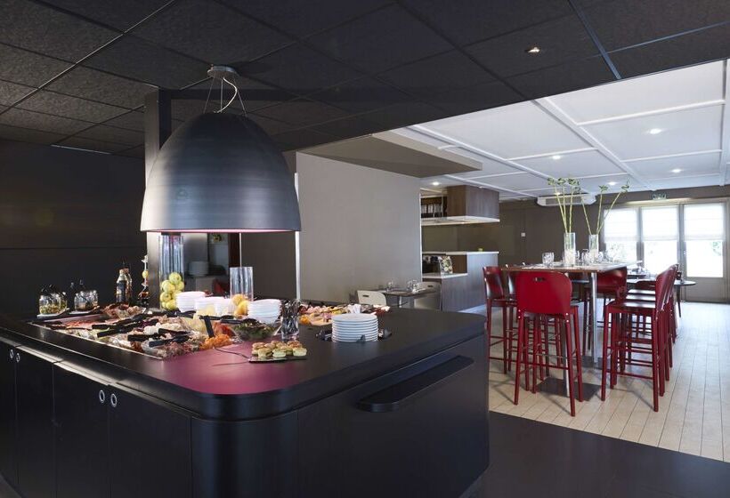 בית מלון כפרי Campanile Vierzon