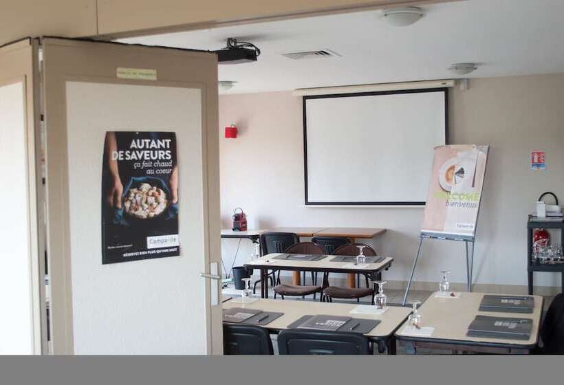 בית מלון כפרי Campanile Villeneuve Sur Lot