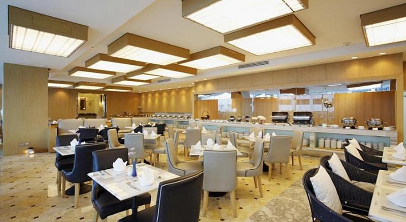 Centara Hotel Hat Yai