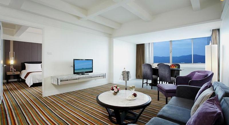 Centara Hotel Hat Yai