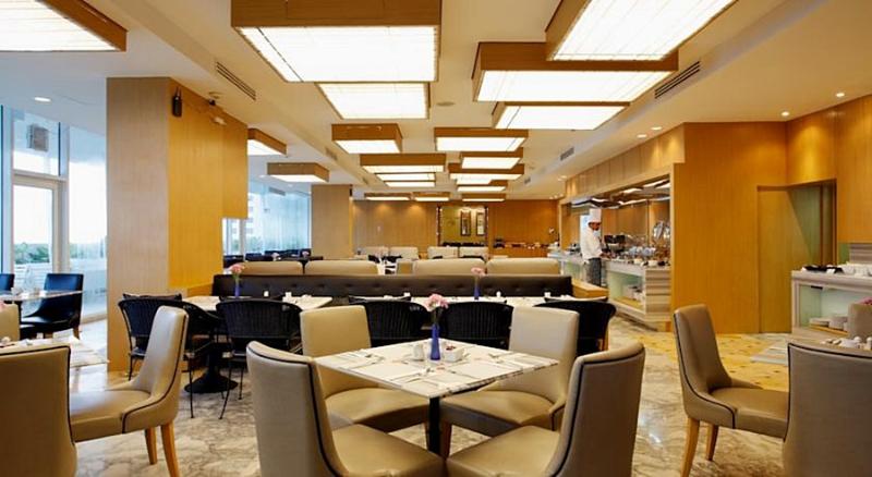 Centara Hotel Hat Yai