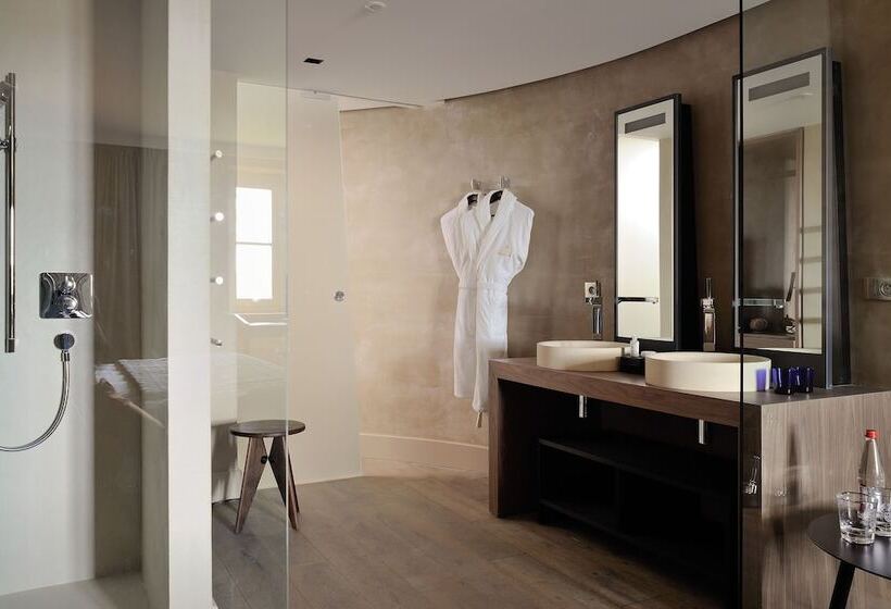 فندق Chateau De Bagnols