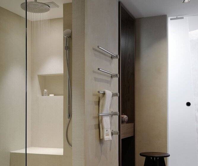 فندق Chateau De Bagnols