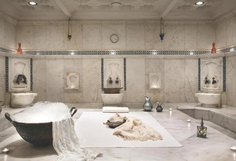 Hotel Çırağan Palace Kempinski Istanbul