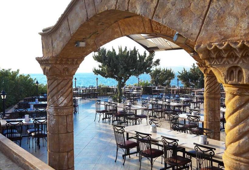 هتل Club Resort Atlantis