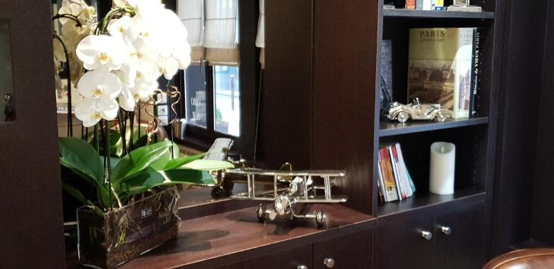 ホテル De La Paix Tour Eiffel