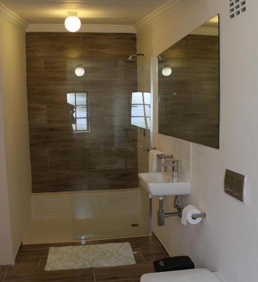 ホテル Fernando S Guest House