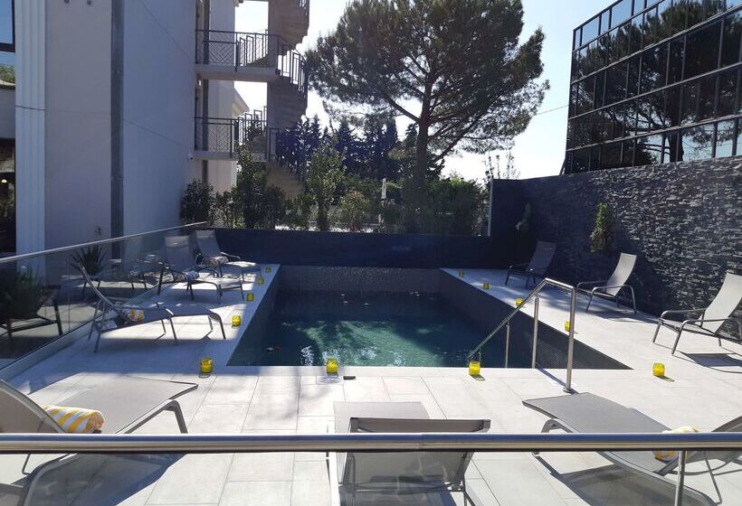 בית מלון כפרי Golden Tulip Aix En Provence