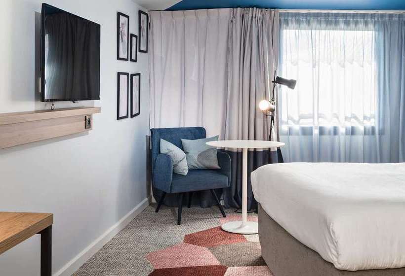 בית מלון כפרי Golden Tulip Aix En Provence