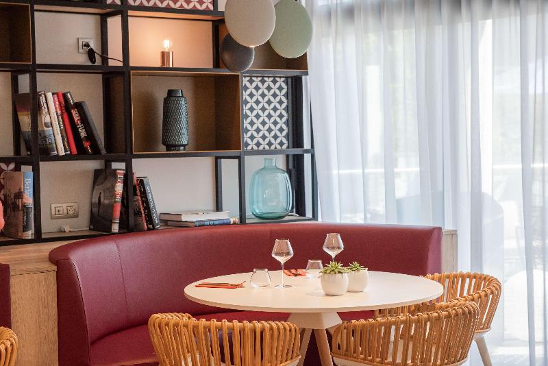 בית מלון כפרי Golden Tulip Aix En Provence