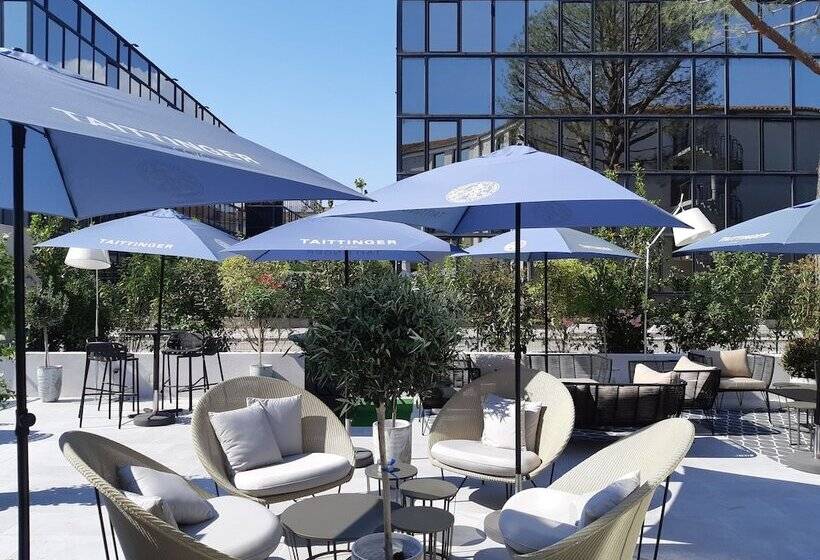 בית מלון כפרי Golden Tulip Aix En Provence