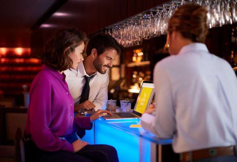 בית מלון כפרי Golden Tulip Aix En Provence