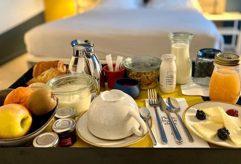 בית מלון כפרי Golden Tulip Aix En Provence