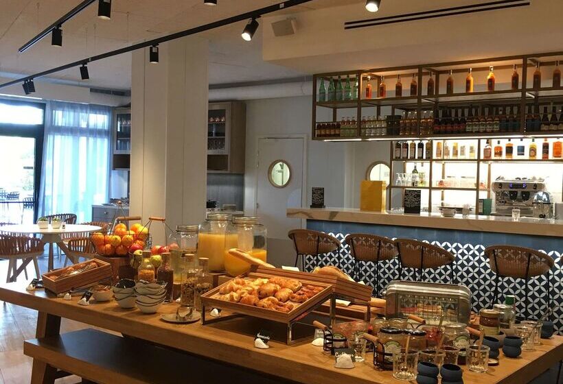 בית מלון כפרי Golden Tulip Aix En Provence