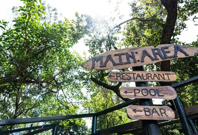 בית מלון כפרי Gooderson Bushlands Game Lodge