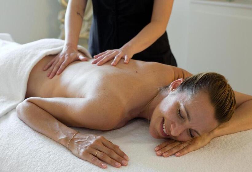 בית מלון כפרי Grand Hôtel Thalasso & Spa