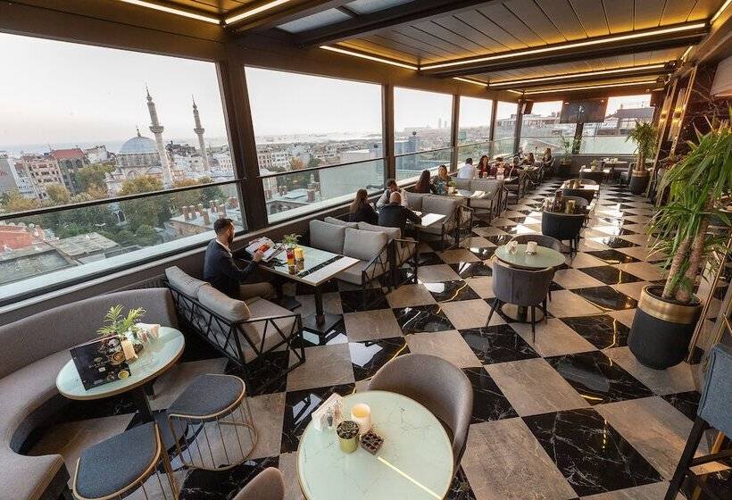 هتل Grand Washington