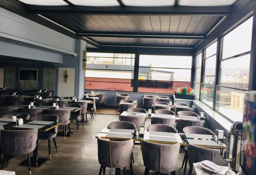 هتل Grand Washington