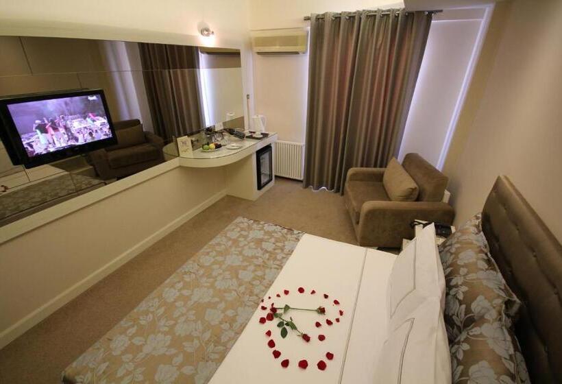 هتل Grand Washington