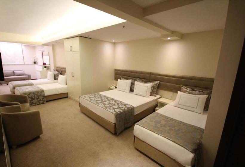 هتل Grand Washington