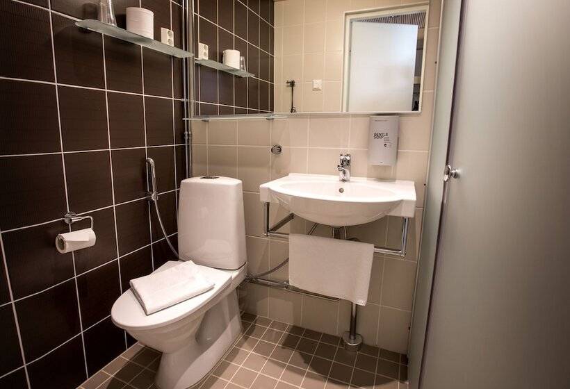 Отель Li Gustavelund