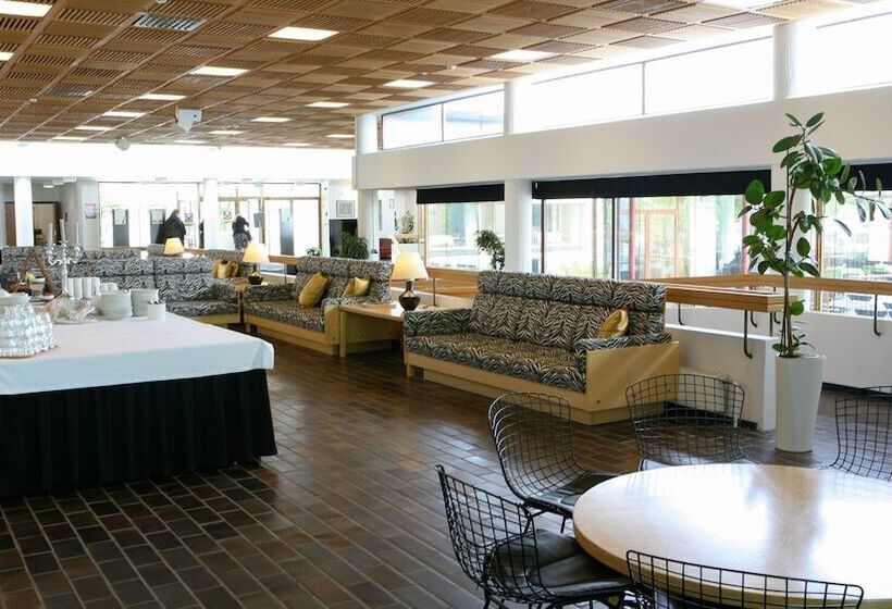 Отель Li Gustavelund