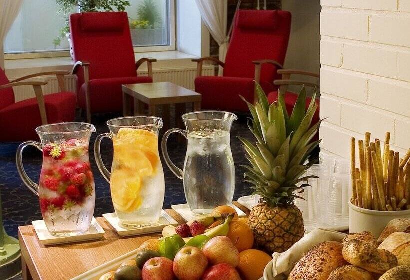 فندق Holiday Club Tampereen Kehräämö