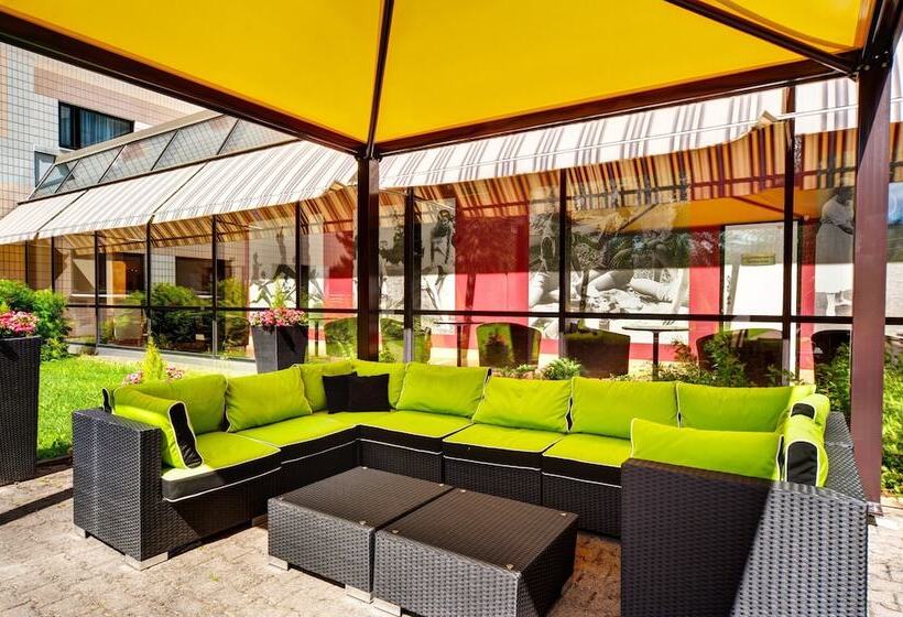 ホテル Holiday Inn Helsinki Vantaa Airport, An Ihg