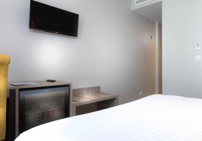 ホテル Hôtel International Paris