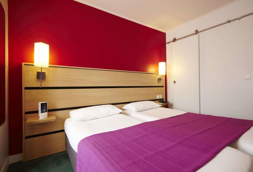 ホテル Kyriad Paris 10   Canal Saint Martin   République