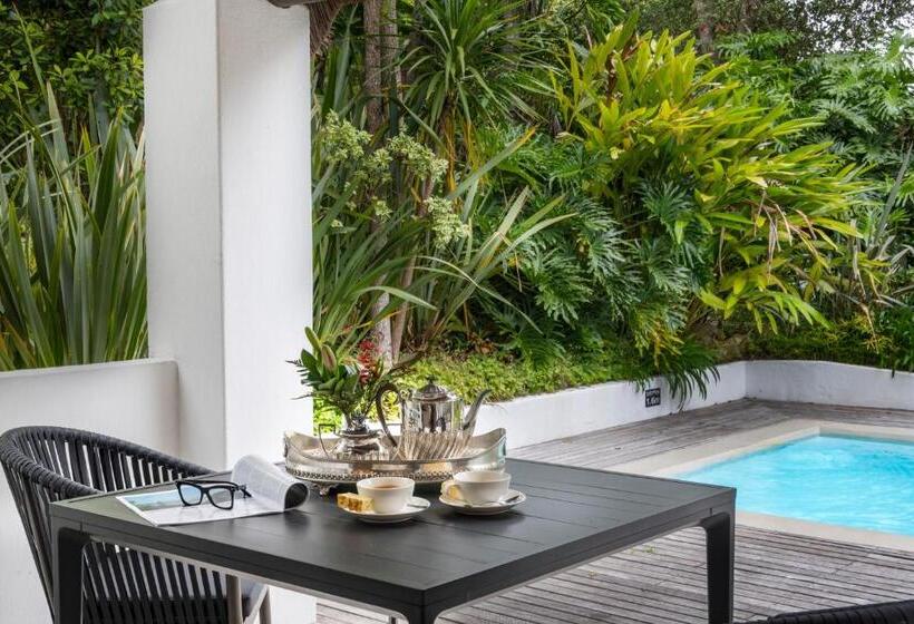 هتل Hunters Country House