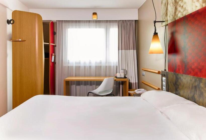 هتل Ibis Bordeaux Centre Gare Saintjean