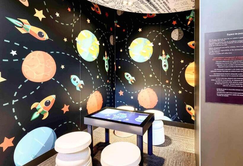 Отель Ibis Site Du Futuroscope