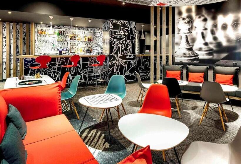 Отель Ibis Site Du Futuroscope